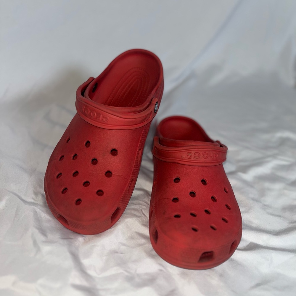 Crocs